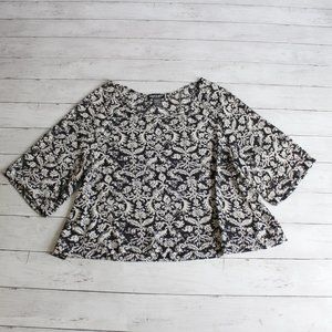 About a Girl Women's Cropped Top Size M Black Ivory Floral 3/4 Sleeves